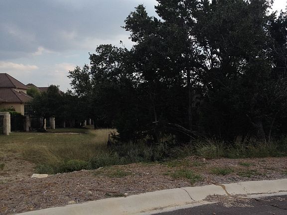 4th image of 7106 Bluff Strand