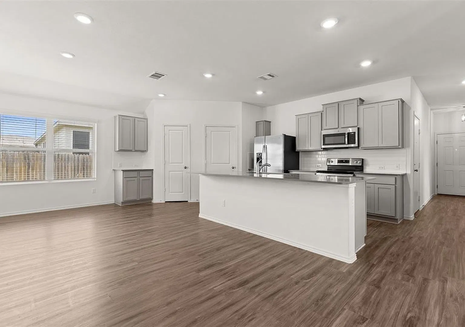 509 Callisto Ct — Photo 4