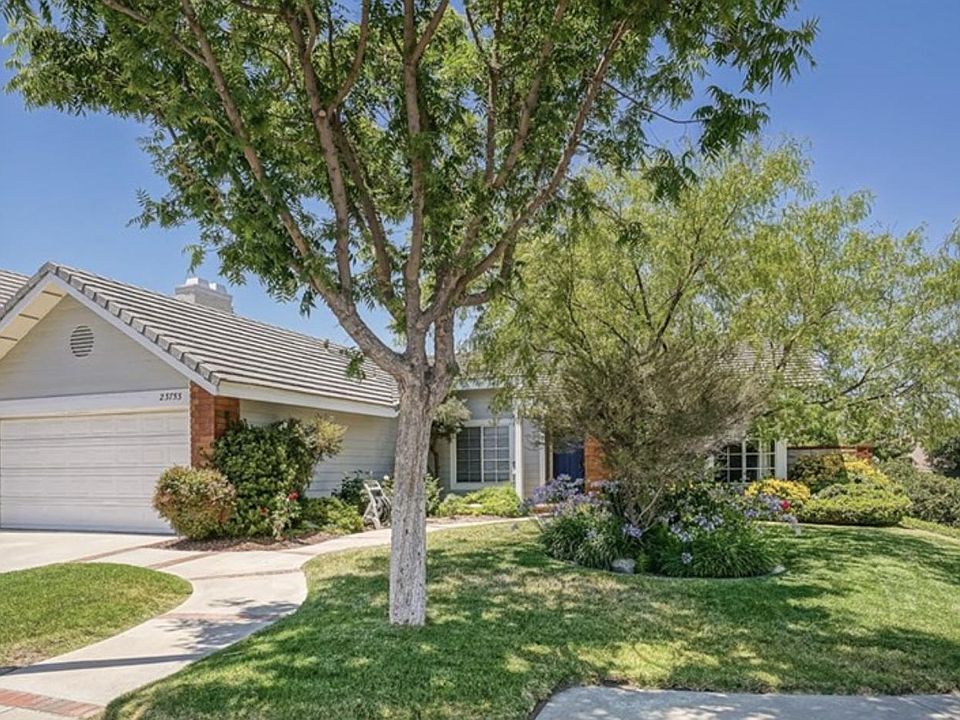 1st image of 23753 Cabezo Ct