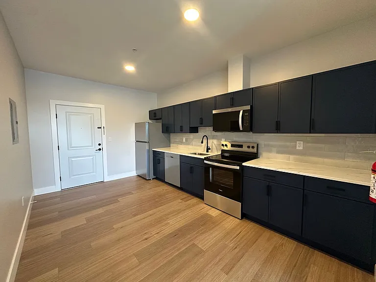 213 French St — Photo 22