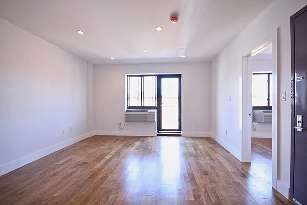 Rented by Makover Group Inc | media 24