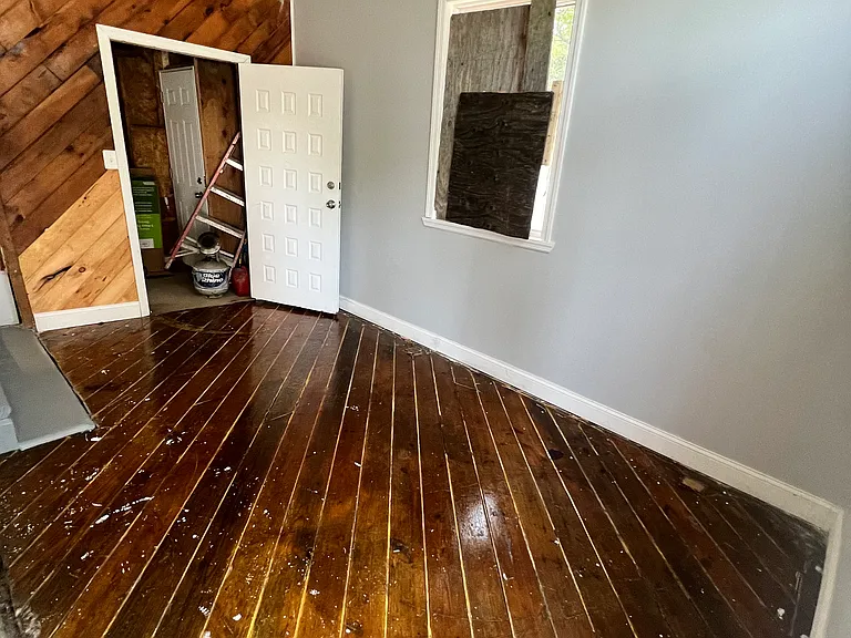 829 Sylvan St — Photo 10
