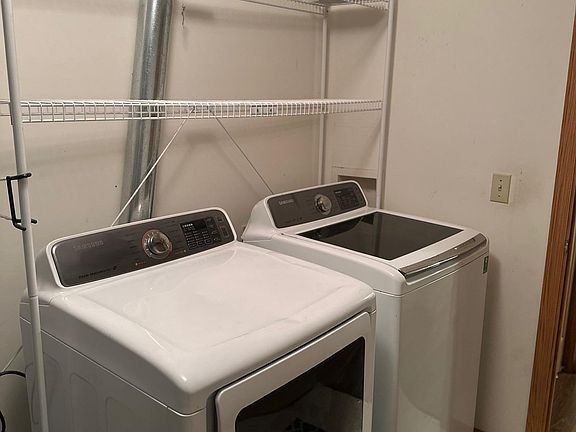 2nd image of 700 Kingfisher Ln APT C