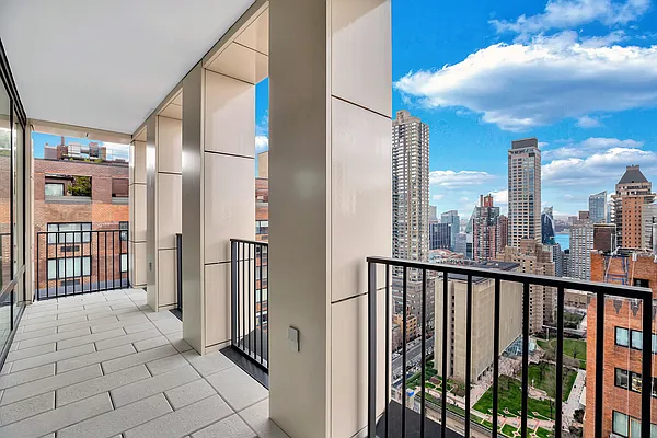 Rented by New York Residence | media 13