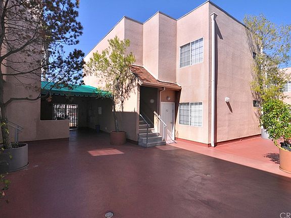 2nd image of 5620 Yolanda Ave APT 209