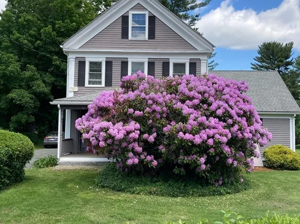 42 High St, Wilmington, MA 01887