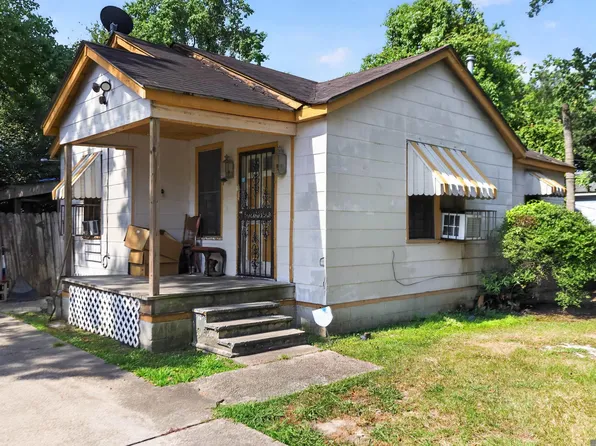 4534 Glen Oaks Dr, Baton Rouge, LA 70811