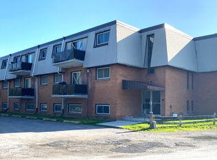 37 Benjamin St #202, Belleville, ON K8P1P6