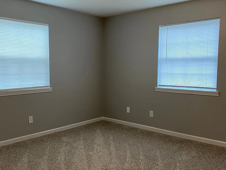 3875 Northeast Dr #D — Photo 15