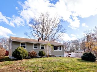 12 Oak Hill Dr, Dover, NH 03820