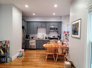 195 Green St #197-2, Cambridge, MA 02139