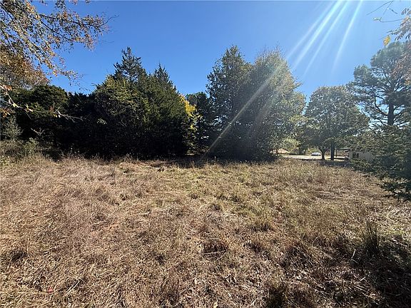 5th image of 10870 SW Campbell Rd
