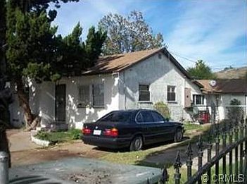 2nd image of 1729 Elwood St