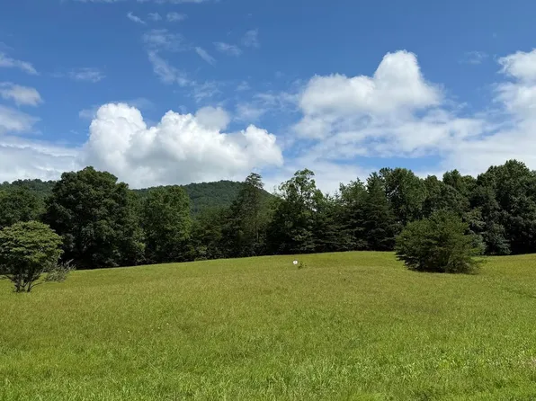 51 The Preserve At Cir, Young Harris, GA 30582
