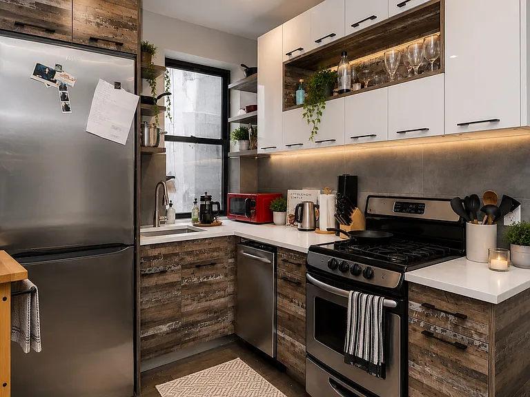 412 Menahan St #3 — Photo 3