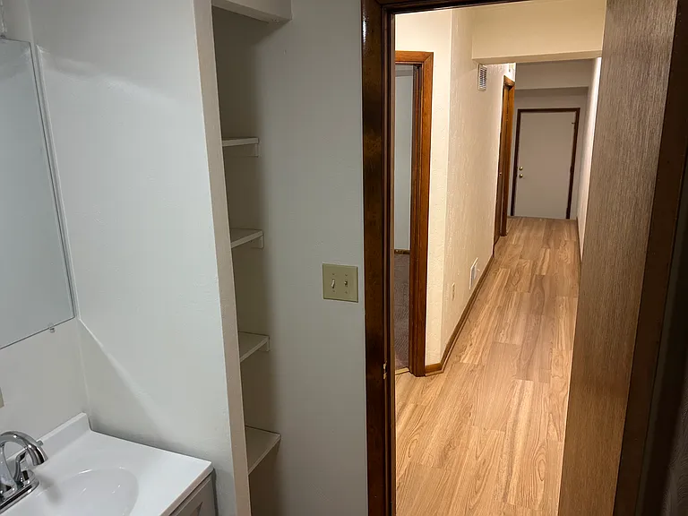 788 Hazelwood Ave #B — Photo 12