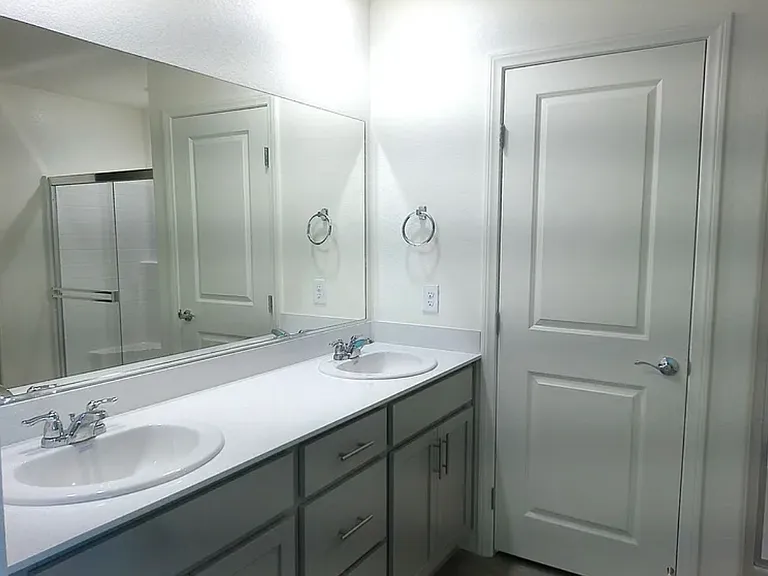 3428 W Rush Ave — Photo 9