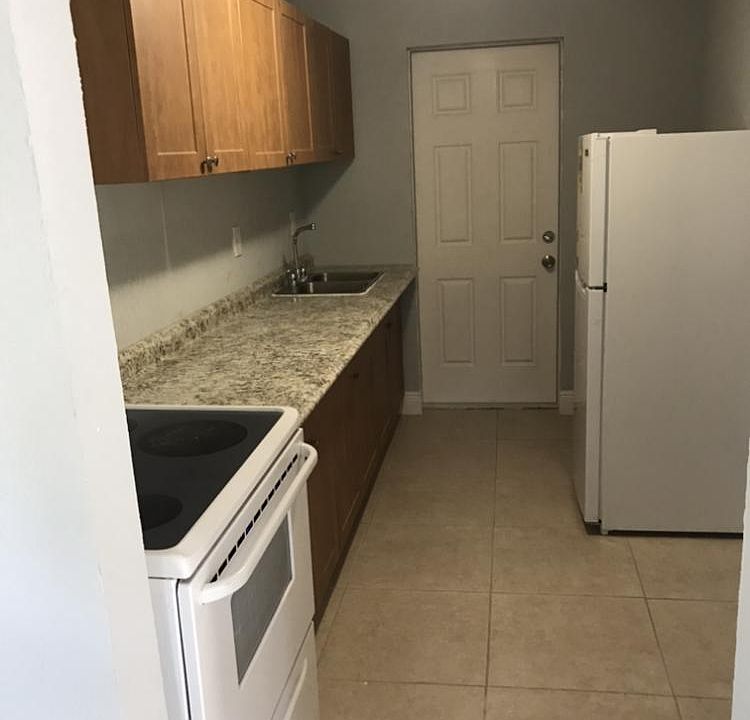 1st image of 6908 N Orleans Ave APT B