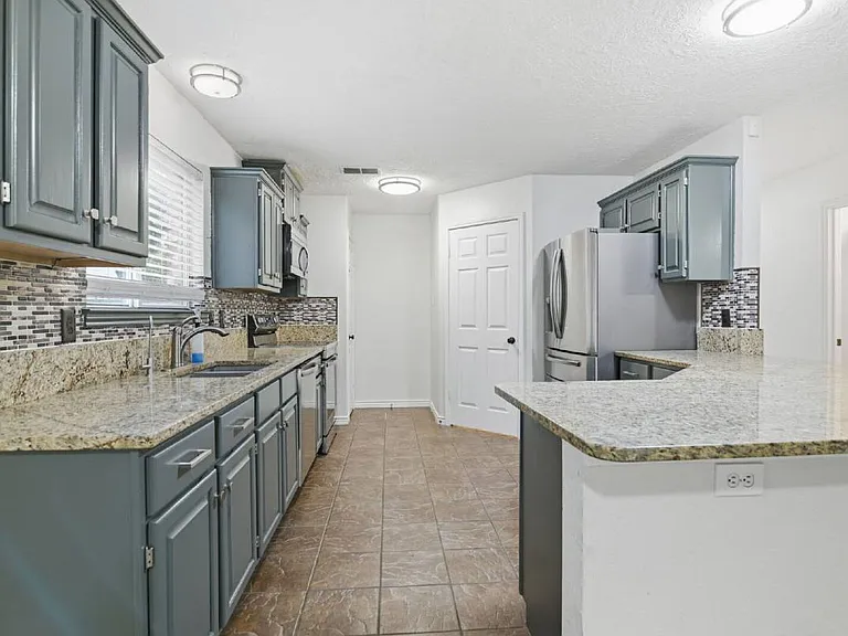 7442 Tall Cedar — Photo 10
