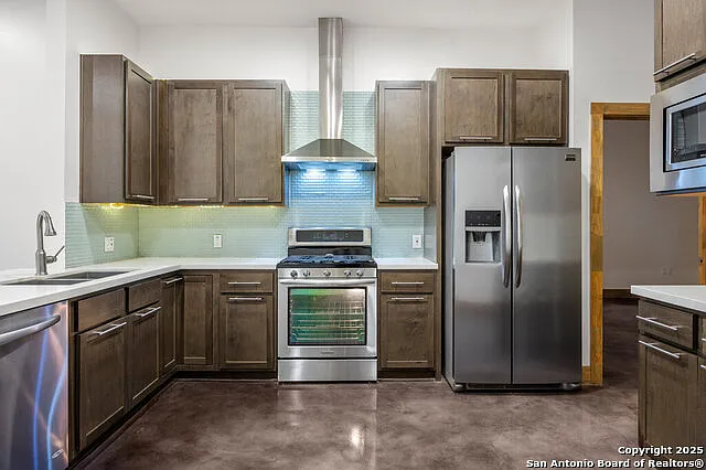 1542 N Alamo St #107 — Photo 3