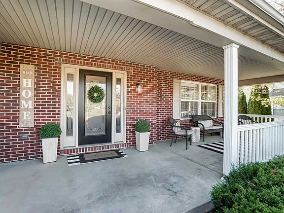2nd image of 7493 Cedarcrest Dr