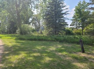 11404 Oak Ridge Dr, Stanwood, MI 49346