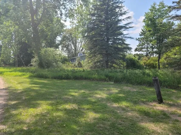 11404 Oak Ridge Dr, Stanwood, MI 49346