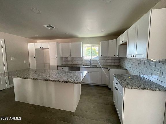 3rd image of 5727 N 37TH Drive