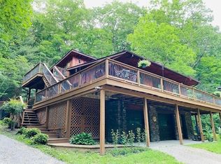 7988 Miller Cove Rd, Catawba, VA 24070