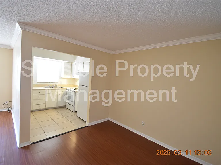 3910 44th St N #C9 — Photo 7