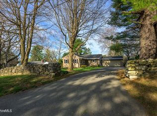 29 Valentine Rd, Pittsfield, MA 01201