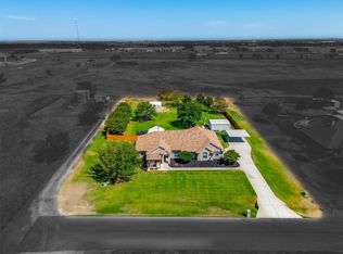 10500 Halter Dr, Fort Worth, TX 76126