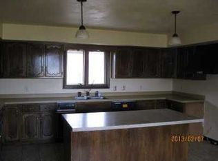 115 S Shores, Sullivan, IL 61951