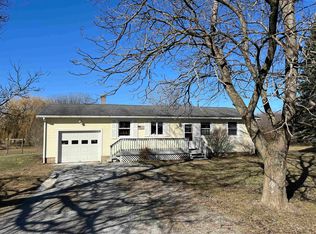 3 Simms Point Rd, Grand Isle, VT 05458