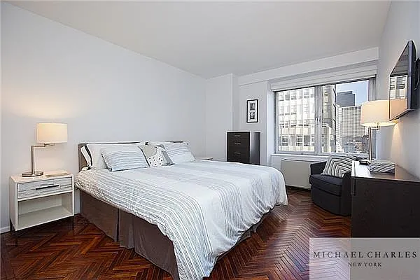 Rented by Michael Charles New York | media 17
