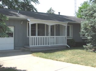 808 Colebrook Dr, Clinton, MI 49236