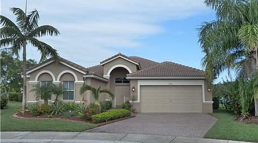 1st image of 1744 Sparrow Ln