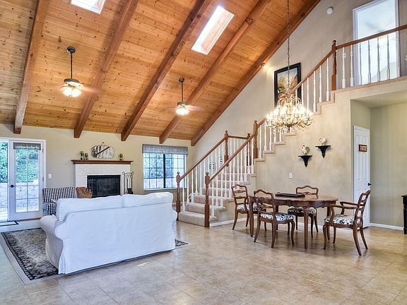 5th image of 1521 Brengle Way