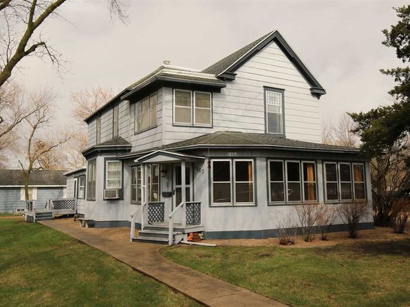 Milford Real Estate Milford Ia Homes For Sale Zillow