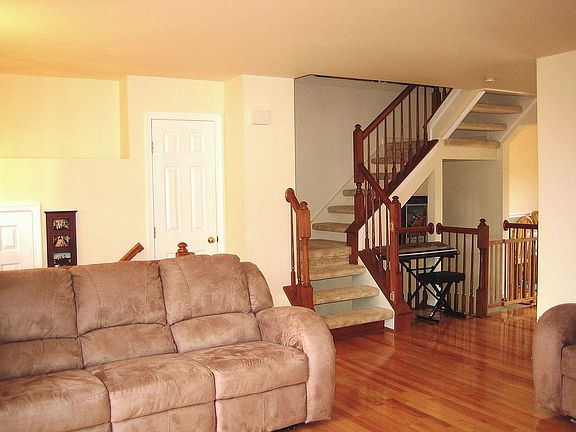 Living Rm