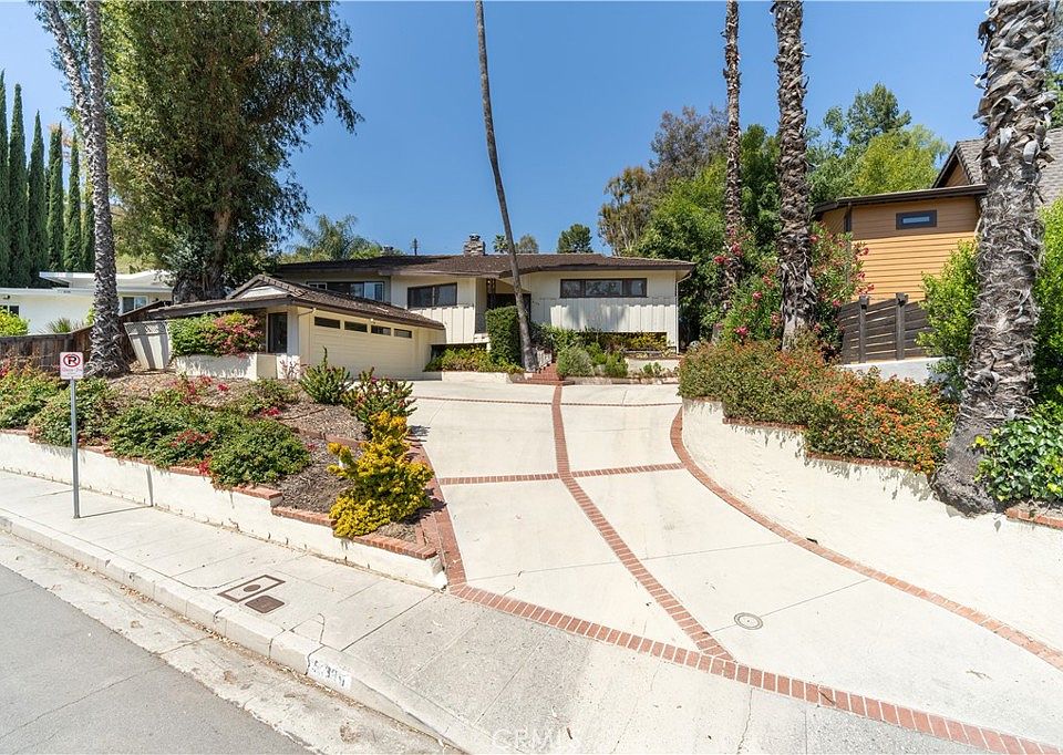 1st image of 5139 San Feliciano Dr
