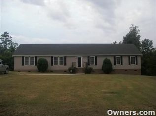 139 Gabe Johnson Dr, Elizabethtown, NC 28337