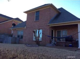 1172 Cordova Green Dr, Cordova, TN 38018