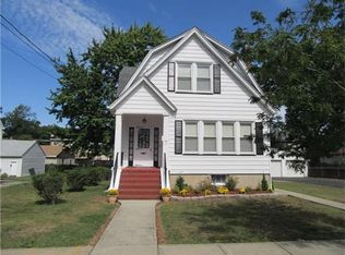 24 Willry St, Woodbridge, NJ 07095