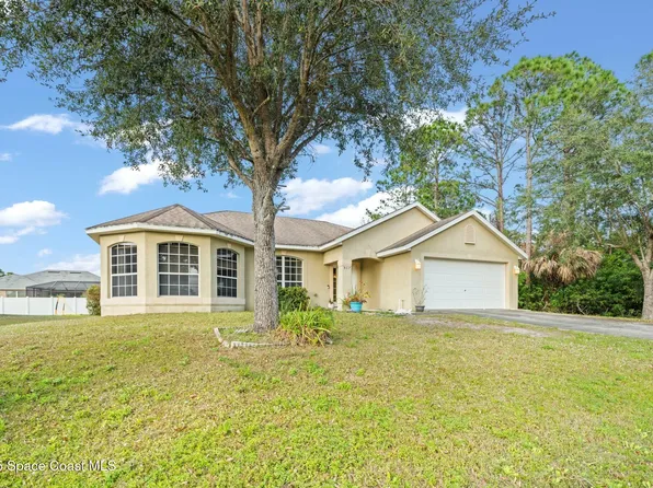 807 Clifton Rd SE, Palm Bay, FL 32909