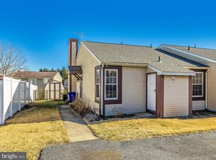 812 Chadwick Cir, Frederick, MD 21701