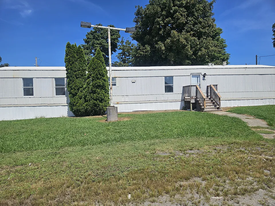 15853 US Highway 68 E #1