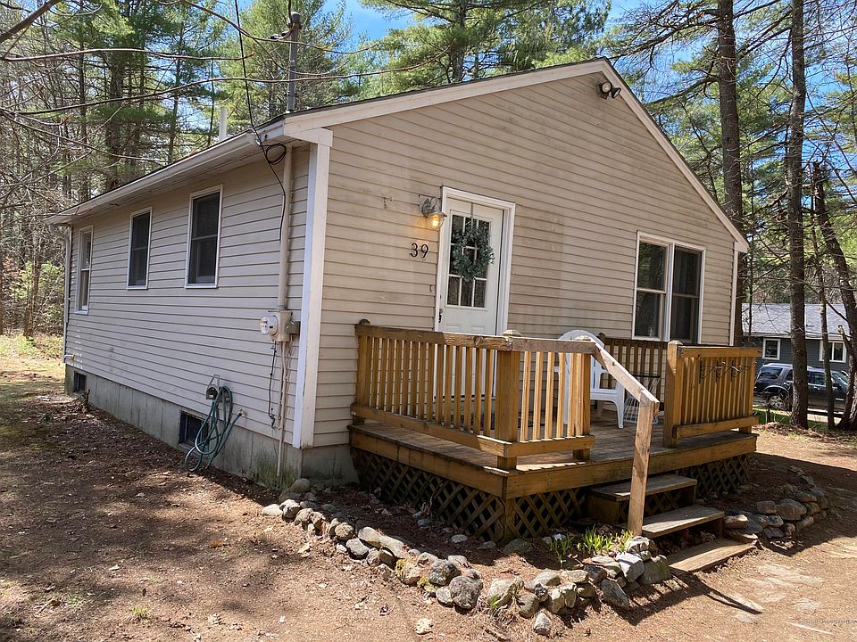 1st image of 39 Balsam Dr