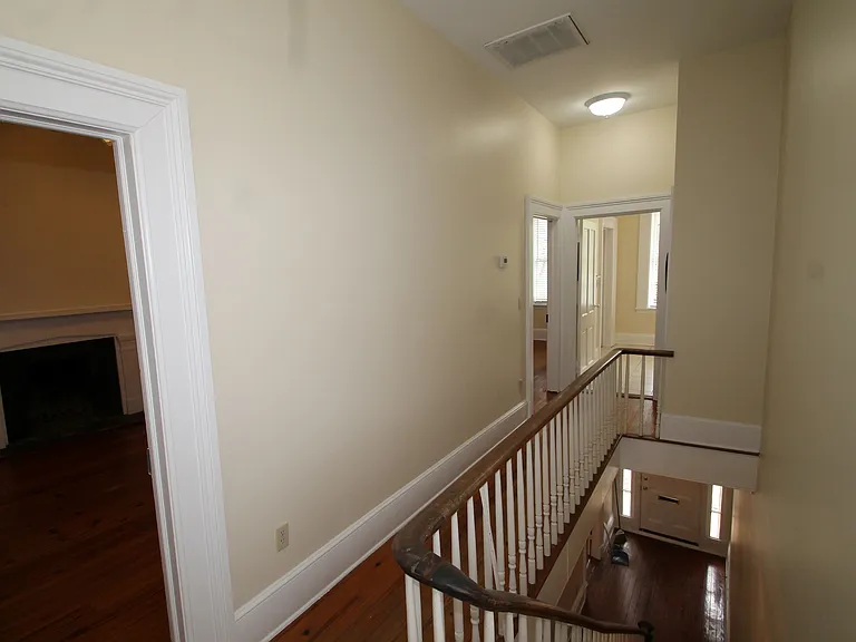 209 W Hall St #A — Photo 12