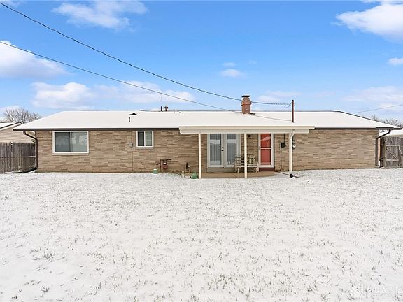 2nd image of 4838 Pacific Ct